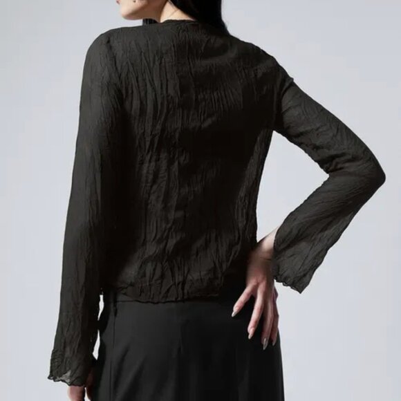 WEEKDAY Crinkle Chiffon Tie Top Size M - Picture 4 of 4